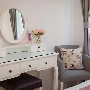 Centerlink Apartman